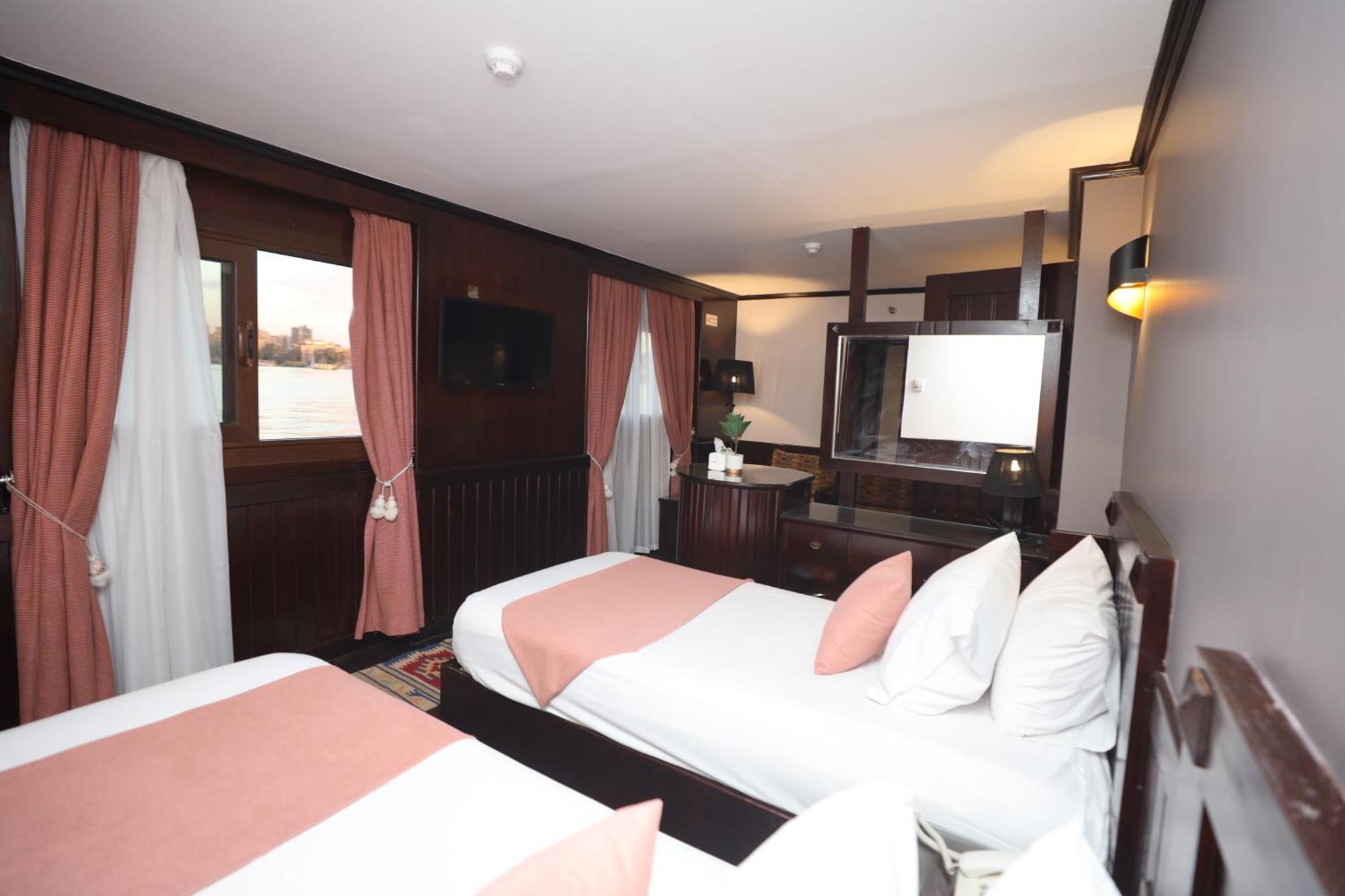 You Nile View Hotel Giza Esterno foto