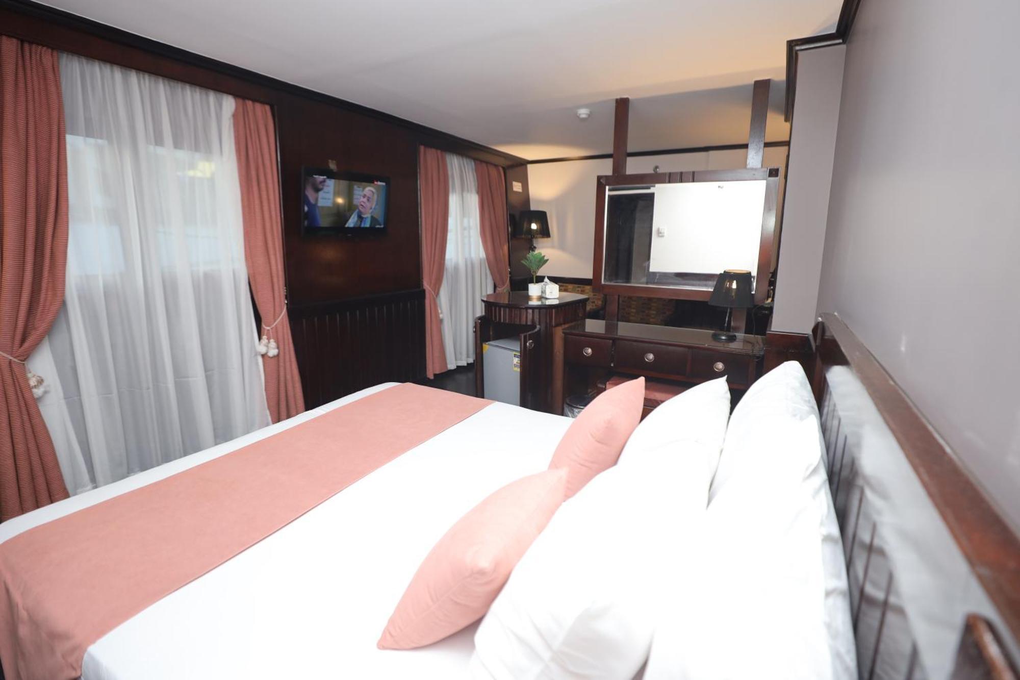 You Nile View Hotel Giza Esterno foto