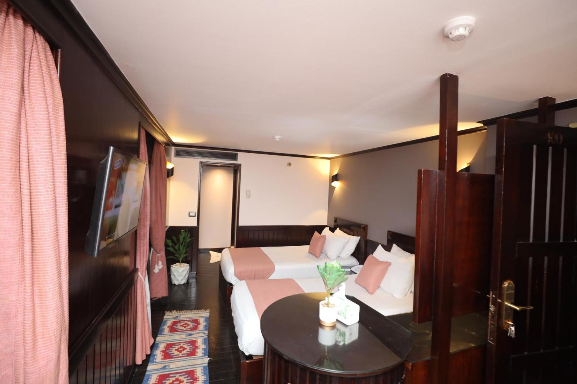 You Nile View Hotel Giza Esterno foto