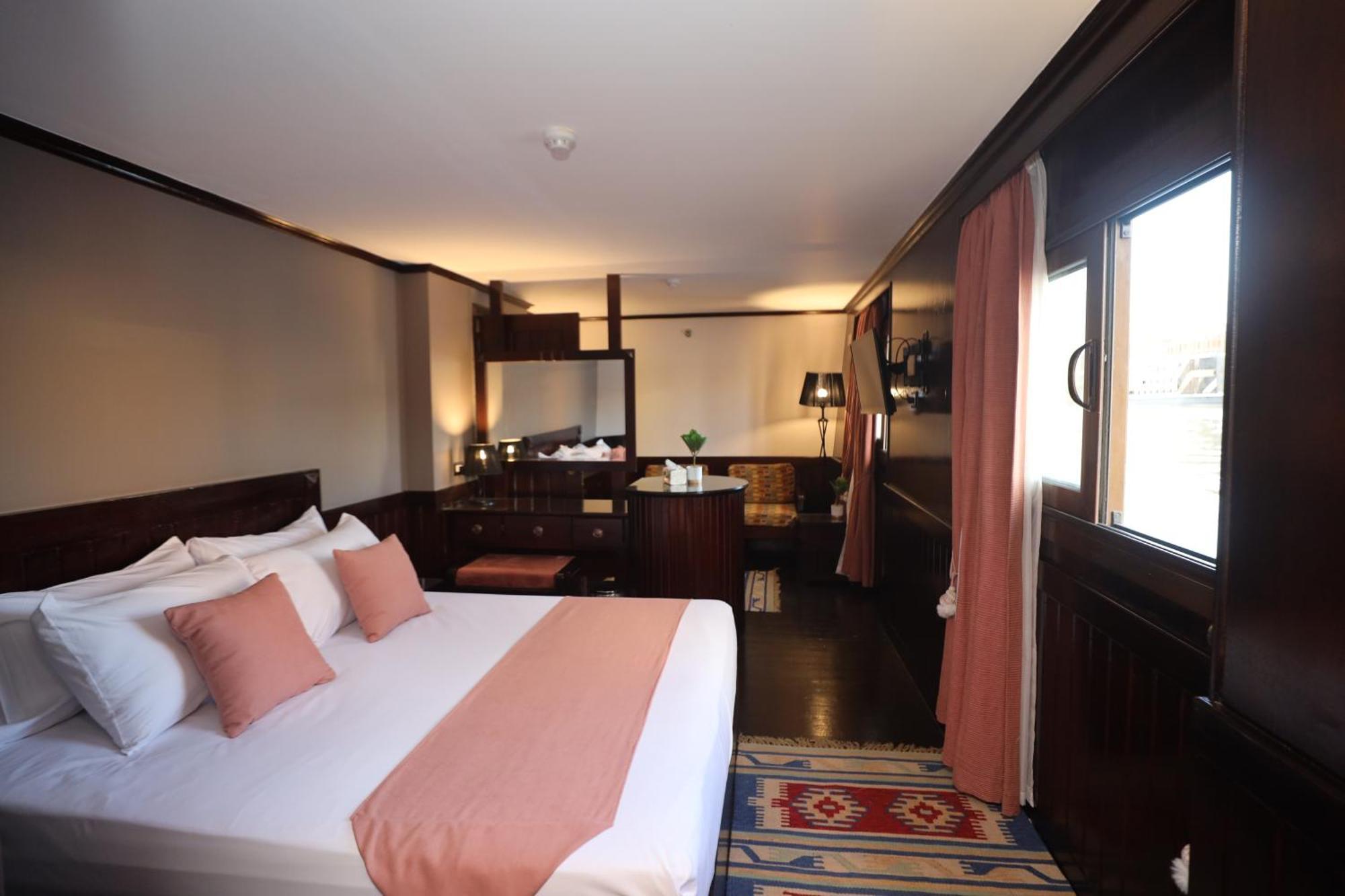 You Nile View Hotel Giza Esterno foto