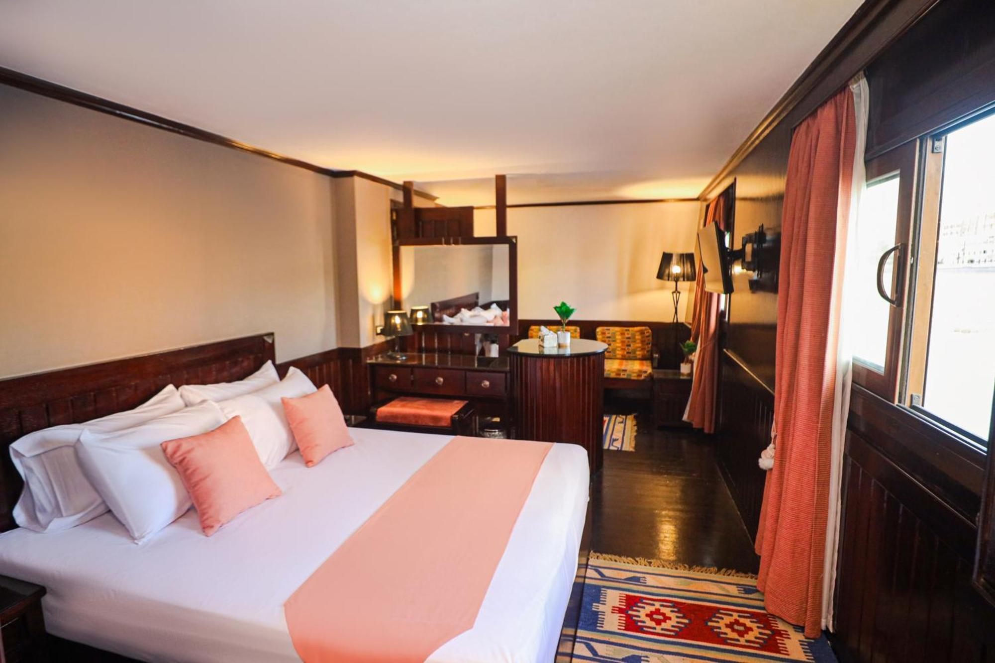 You Nile View Hotel Giza Esterno foto